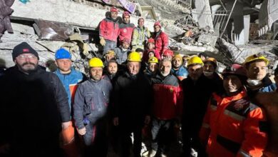 Büyükakın Bu ekibin alnından öpüyorum