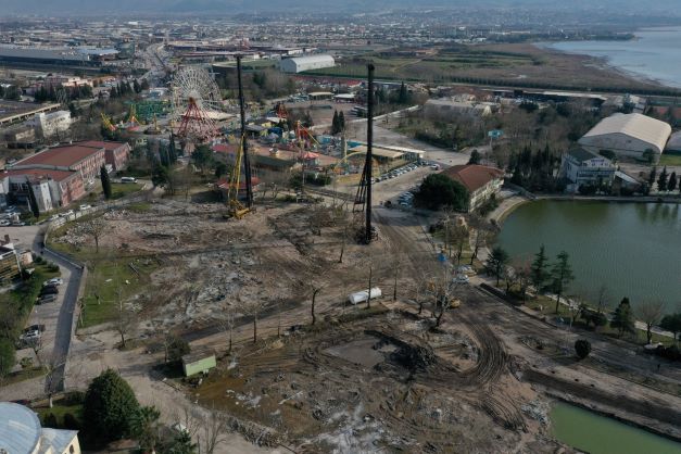İzmit Millet Bahçesinde çalışma devam ediyor