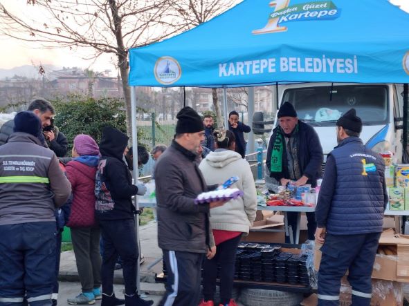 Kartepe Belediyesi Hatay/Defne'de Yaraları Sarıyor