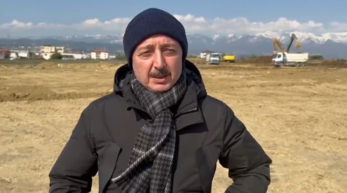 Kocaeli Büyükşehir ile AFAD’dan Hatay Defne’ye çadır kent