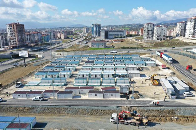 Büyükşehir Defne Konteyner Kenti’nde 1.200 depremzede barınacak