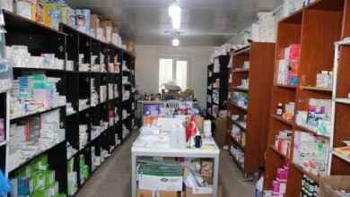 Defne’deki çadır kentte sahra eczanesi