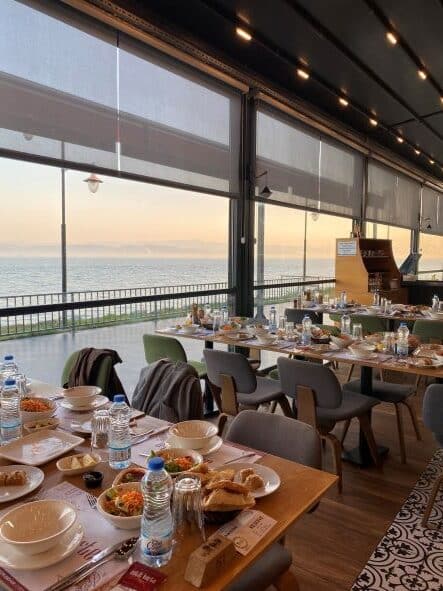 Eski Ramazanlar Maide Restoran ve Antik Köfte’de