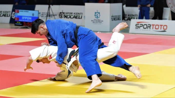 Gençler Türkiye Judo Şampiyonası’nın açılış seremonisi yapıldı