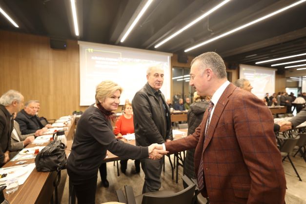 Hatay’ı Ayağa Kaldırmak İçin Çalışıyoruz