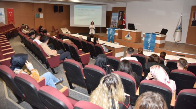 Kartepe'de Afet Sonrası Korku Ve Travmayla Başa Çıkma Semineri