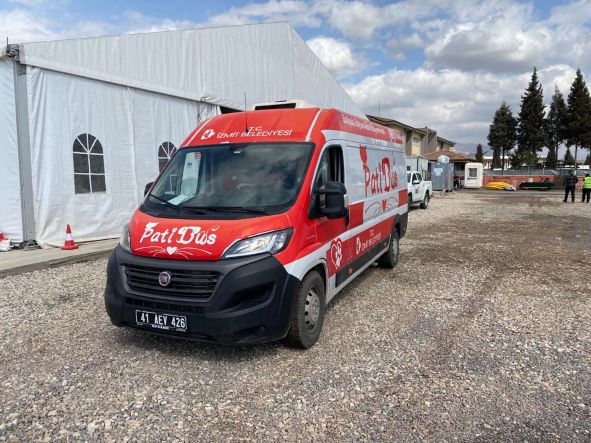 Patibüs afet bölgesine gitti