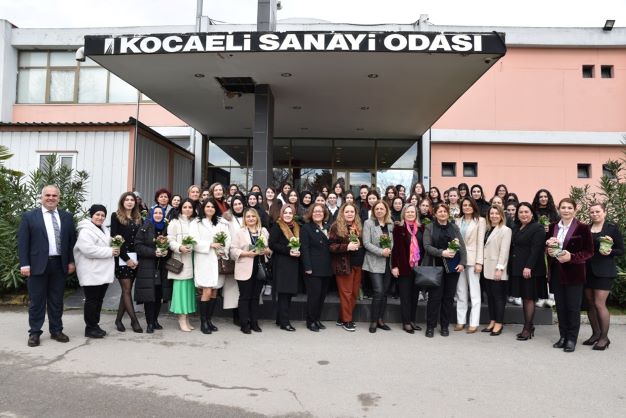 TOBB Kocaeli Kadın Girişimciler’den ‘deprem’ temalı Kadınlar Günü paneli