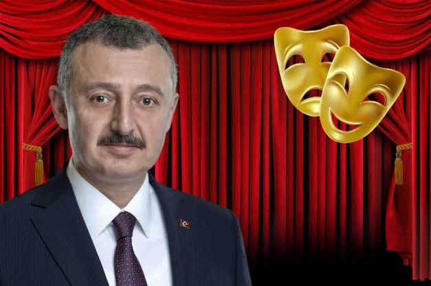 “Tiyatro kültürleri ayakta tutar”