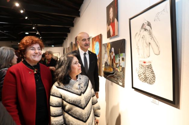 ‘Ve Kadın – Yeni Baştan’ sergisine yoğun ilgi!