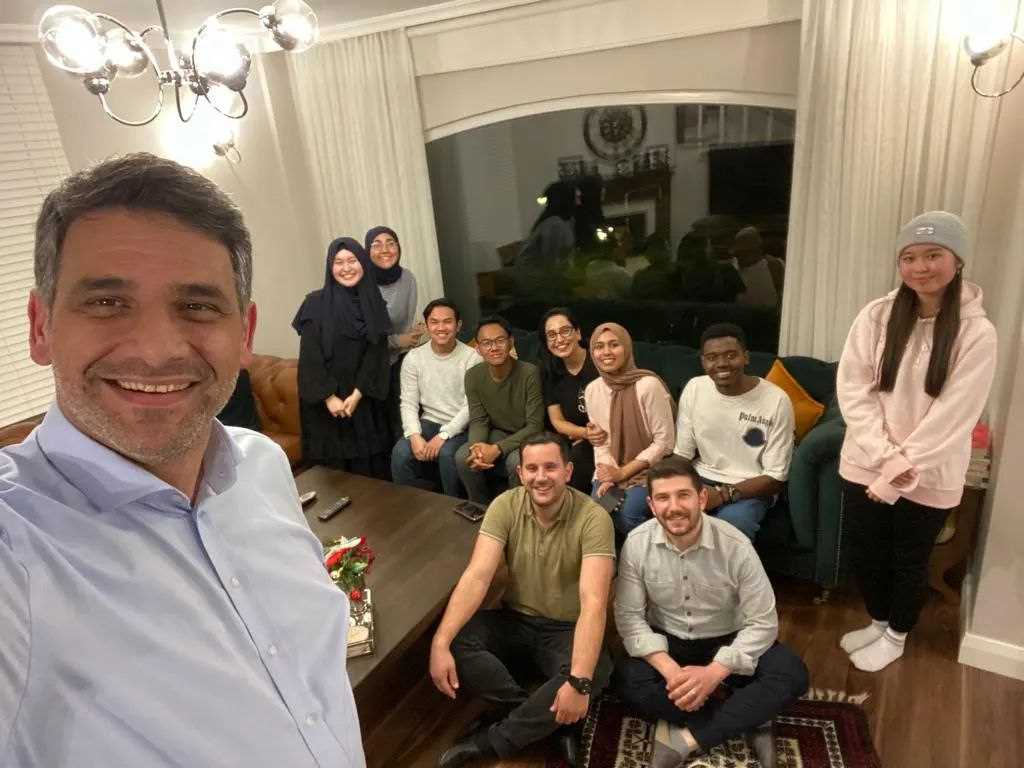 Kocaman Ailesinin Uluslararası Misafirleri