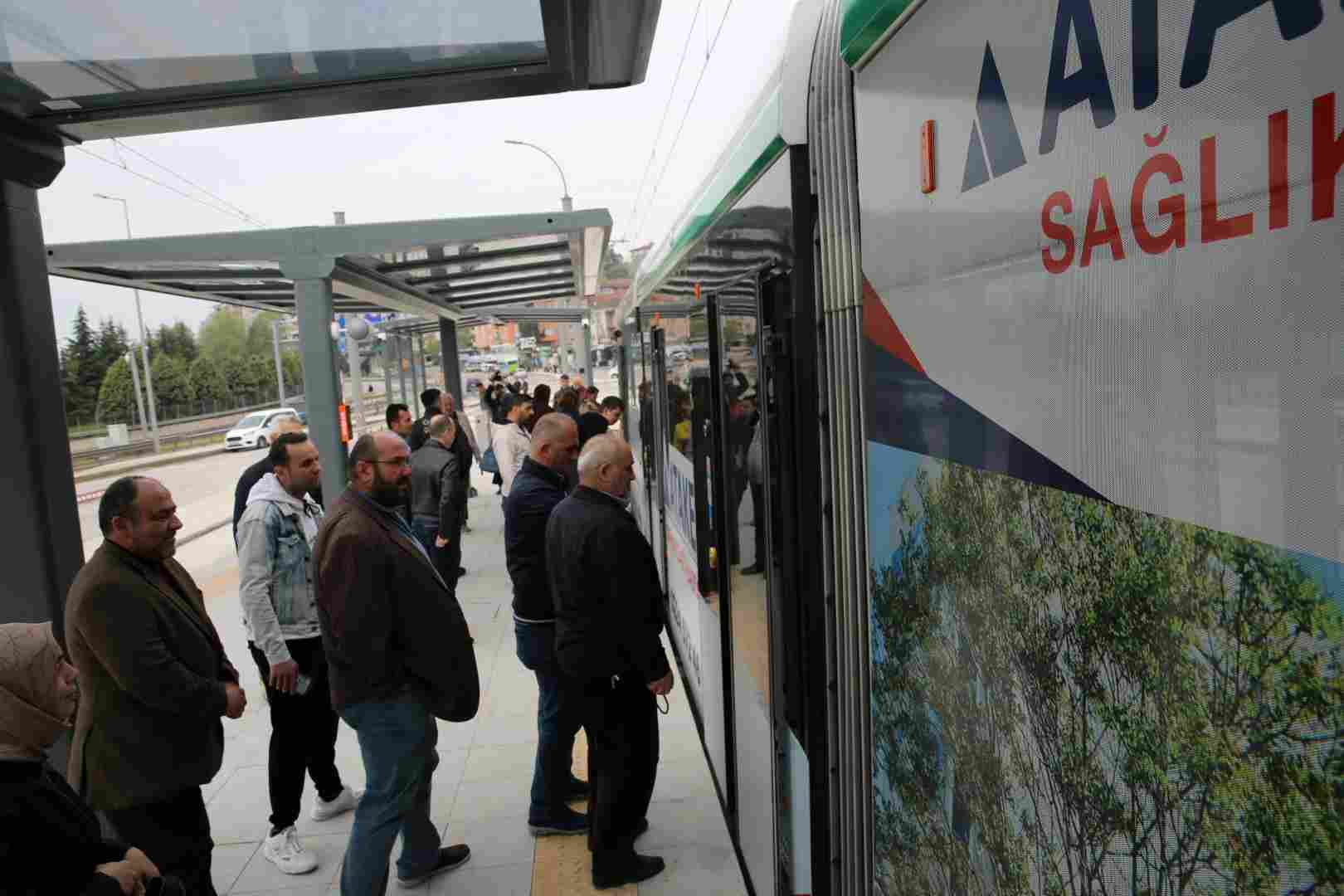 Kuruçeşme tramvay hattında seferler başladı