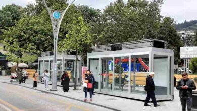 Cumhuriyet Parkına klimalı modern durak