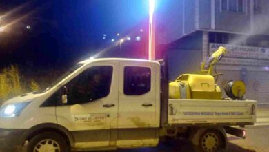 İzmit sokakları vektörlere karşı gece gündüz ilaçlanıyor