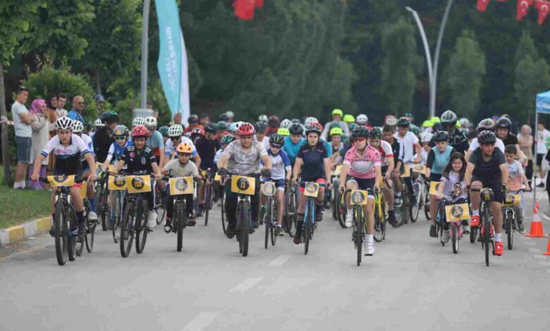 Minik ve genç pedallar Sekapark’ta çevrildi