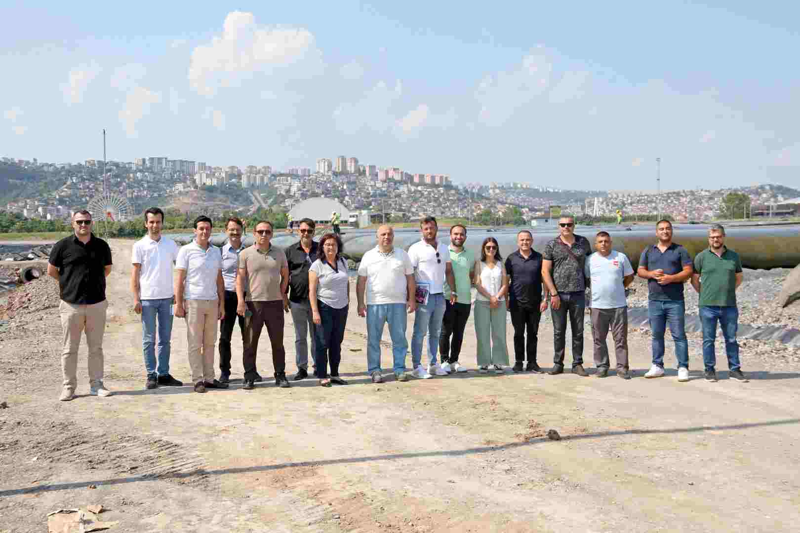 İzmir Büyükşehir’den dip çamuru incelemesi