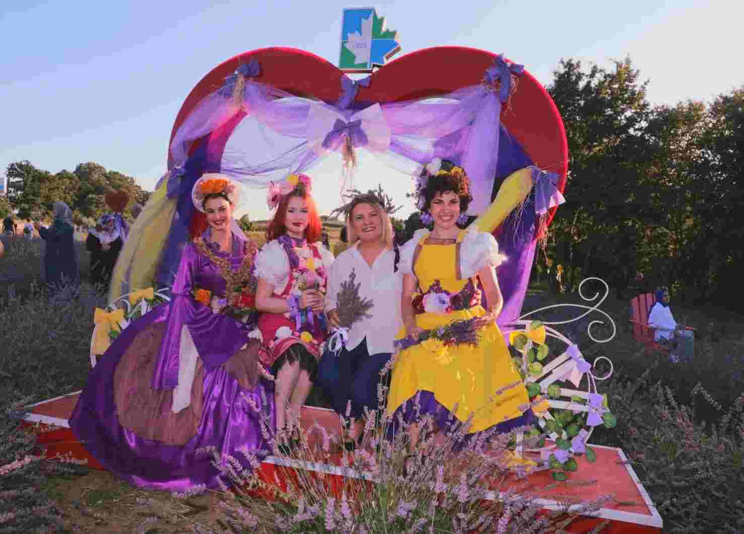 İzmitliler büyüleyici atmosferiyle Lavanta Şenliklerinde buluştu