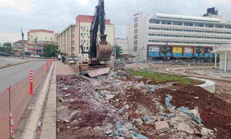 Milli İrade Meydanı’nda şerit genişletme çalışması