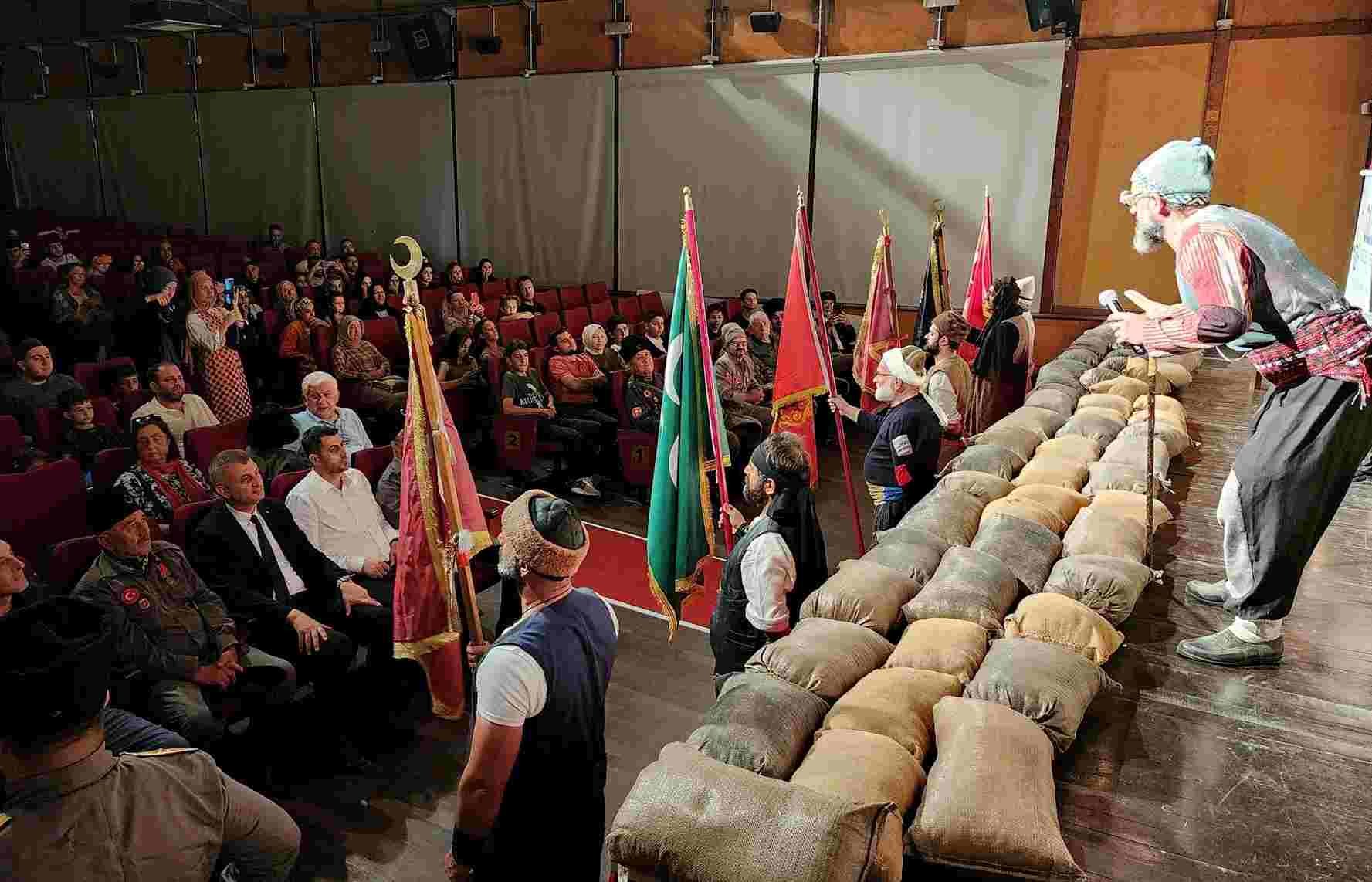 Servetiye cephesindeki destansı mücadele sahneye taşındı