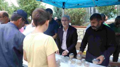 Büyükşehir’den esnaf ve vatandaşa aşure ikramı