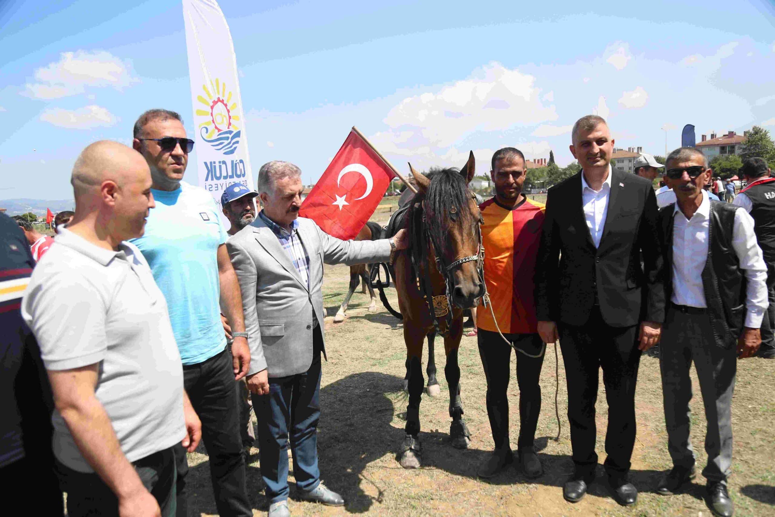 Geleneksel Rahvan At Yarışları Gölcük Koşusu, Büyük İlgi Gördü