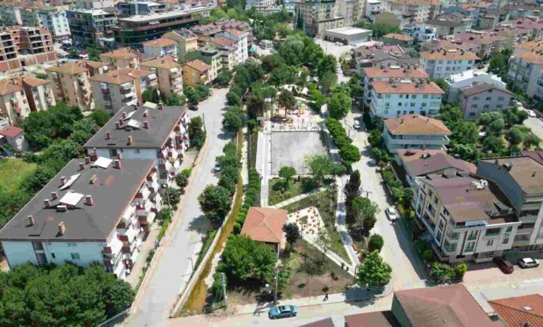 Körfez Yarımca Meydanında sona doğru