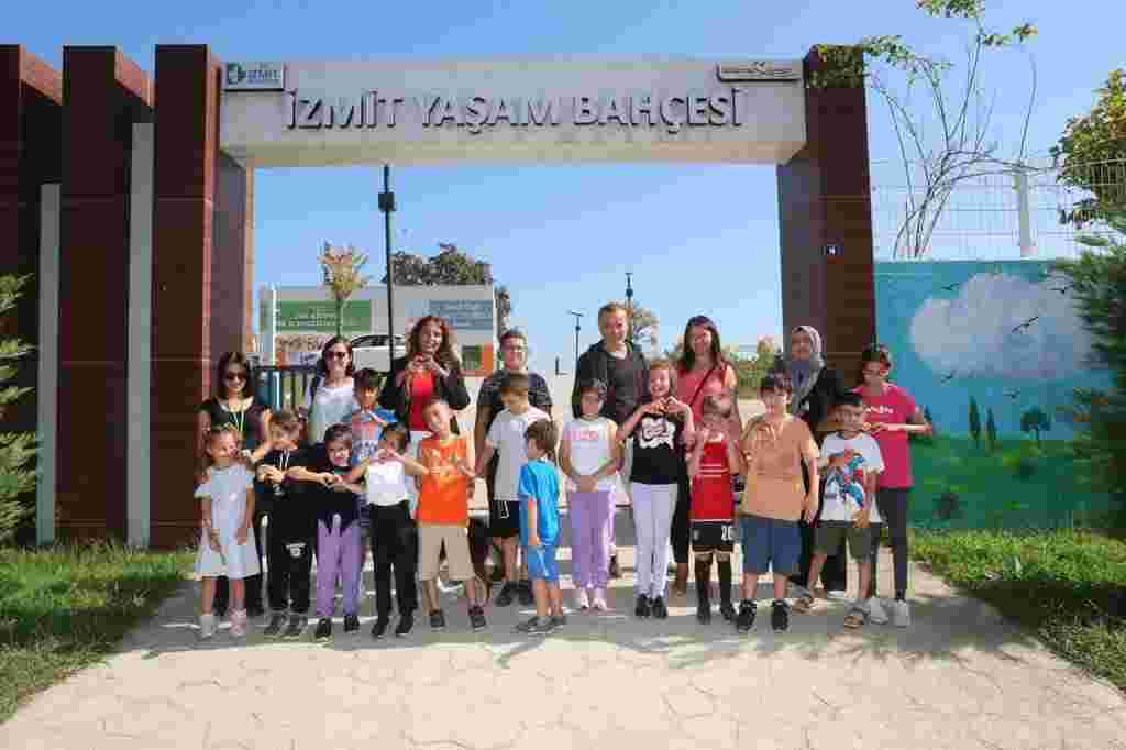 İşitme engelli çocuklar doğa ile buluştu