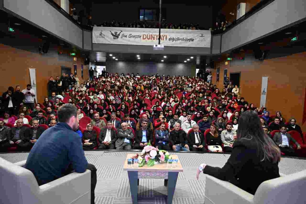 Fulya Öztürk Gazze'de Yaşananları Anlattı