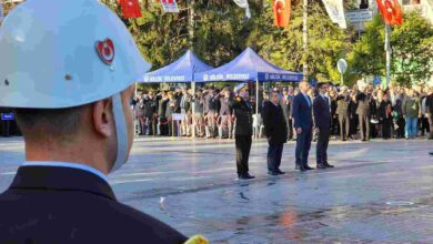 GAZİ MUSTAFA KEMAL ATATÜRK GÖLCÜK’TE TÖRENLE ANILDI