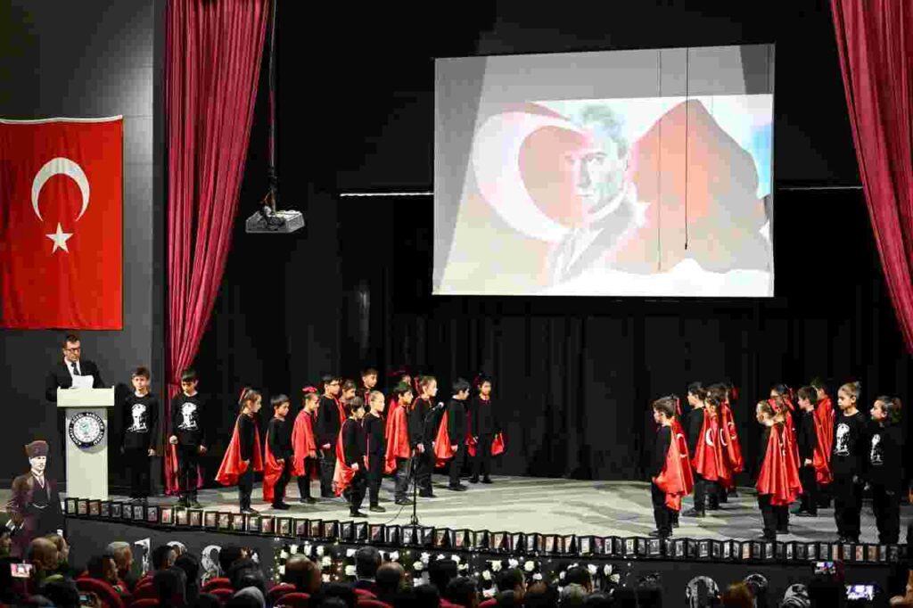 Kartepe'de 10 Kasım Törenleri