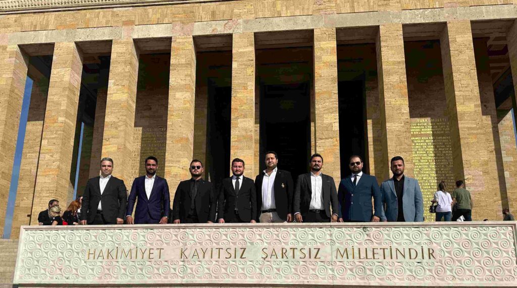 İl Genç Girişimciler Kurulu ve KOTO Kadın Girişimcilerden Anıtkabir’e ziyaret