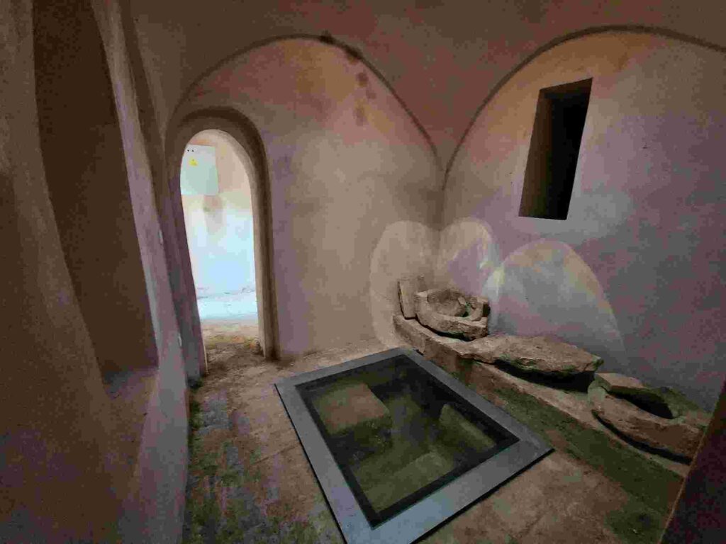 Ulaşlı’daki tarihi hamamda, restorasyon çalışmaları tamamlandı