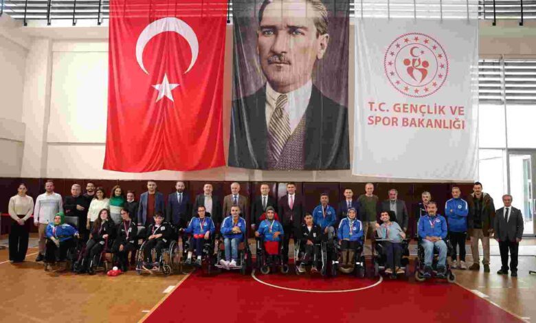 Derince’de Özel Turnuva