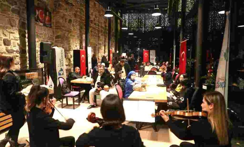 İzmitliler “Altı Asırlık Hatır Türk Kahvesi” Sergisinde buluştu