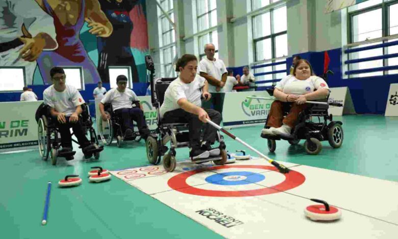 Özel sporculardan görkemli gösteri