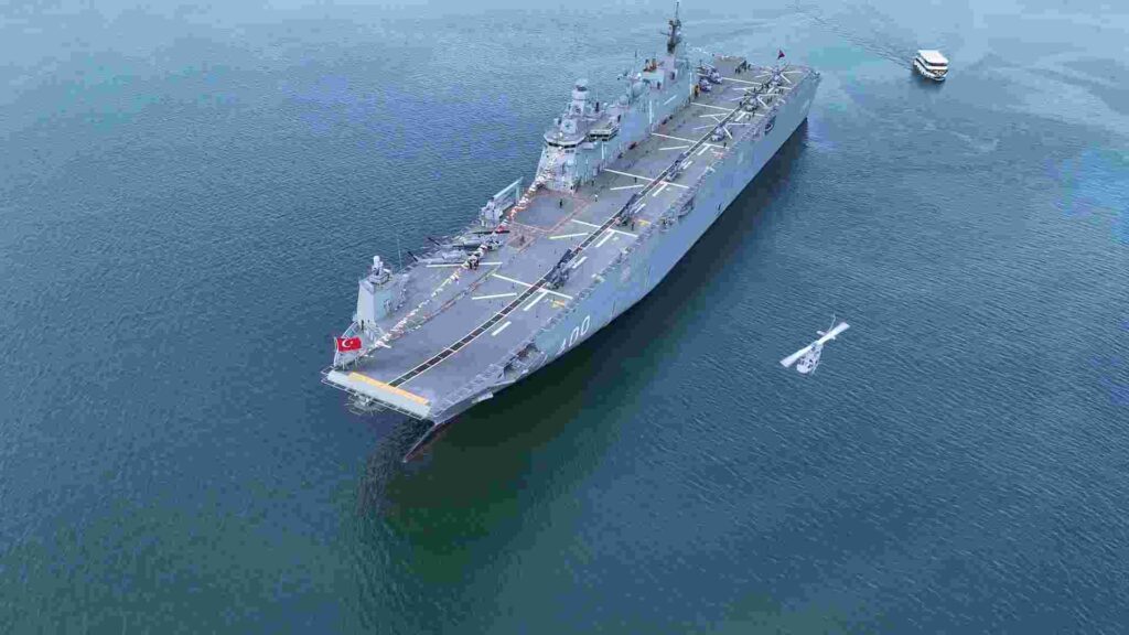 TCG Anadolu, Kocaeli’ye heyecan ve gurur verdi