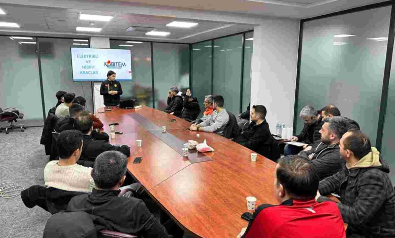 İtfaiyeden elektrikli araçlara müdahale eğitimi
