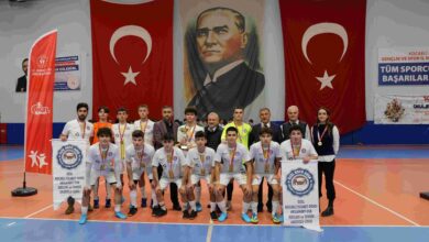 KOTO Teknik Koleji Futsal’da şampiyon!