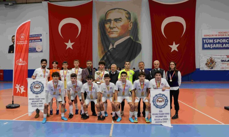 KOTO Teknik Koleji Futsal’da şampiyon!