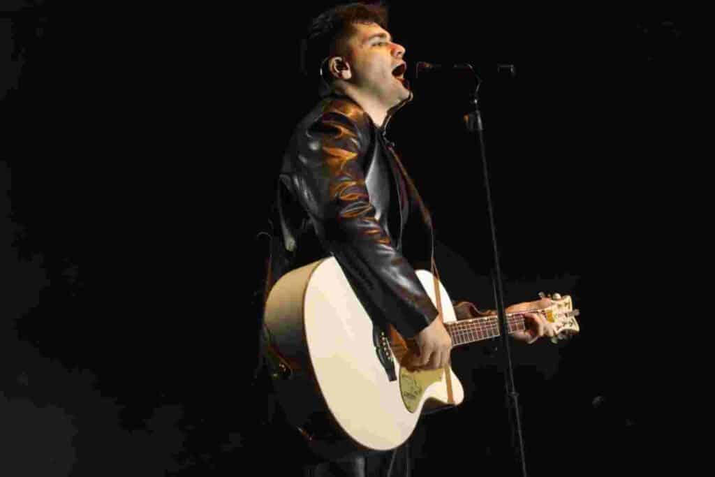 3’üncü İzmit Kadın Festivali’nde Emir Can İğrek rüzgarı