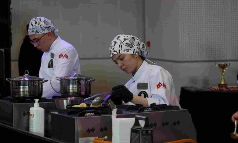 Liseli şefler Gastro Genç’te yeteneklerini sergiledi