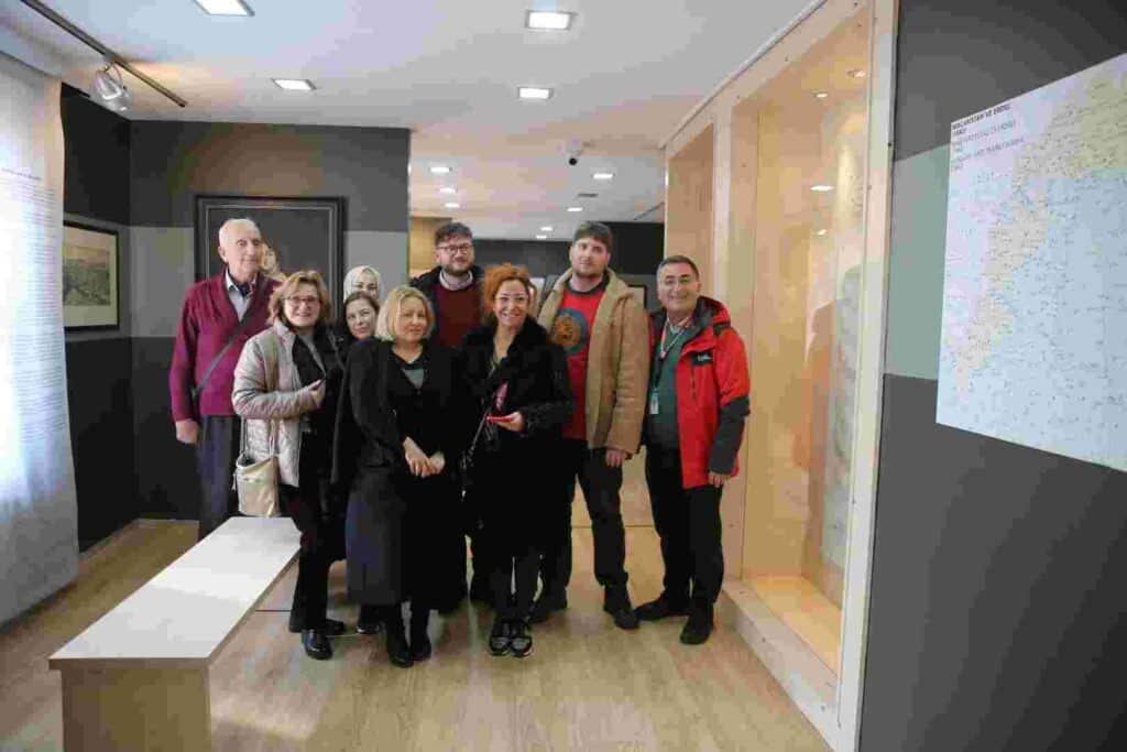 Macar gazetecilerden dostluk vurgusu