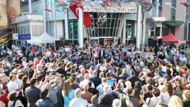 Başkan Hürriyet mazbata coşkusunu halkla yaşadı