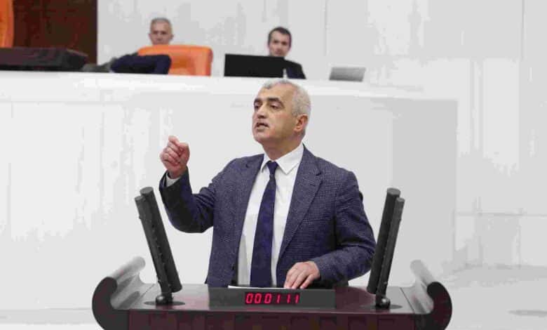 “2002’de emekli maaşı asgari ücretin 1,5 katıydı”