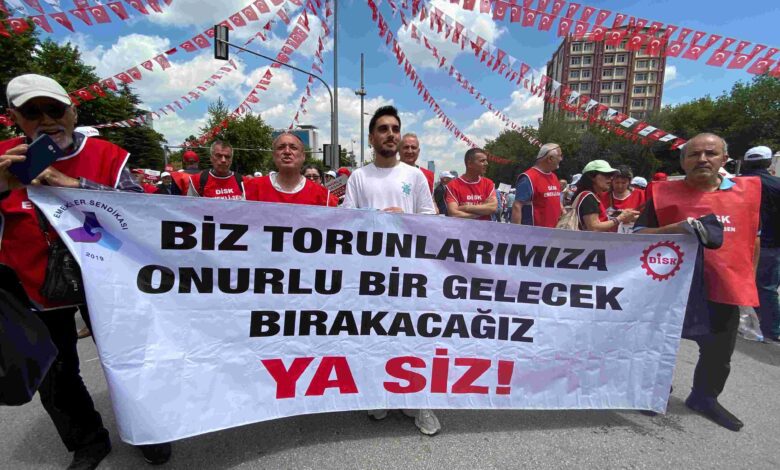 Ankara'da Büyük Emekli Mitingi Yapıldı