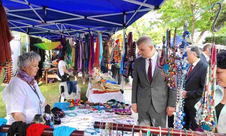 Bahar Şenliği, Kavaklı Sahili Amfi’de başladı