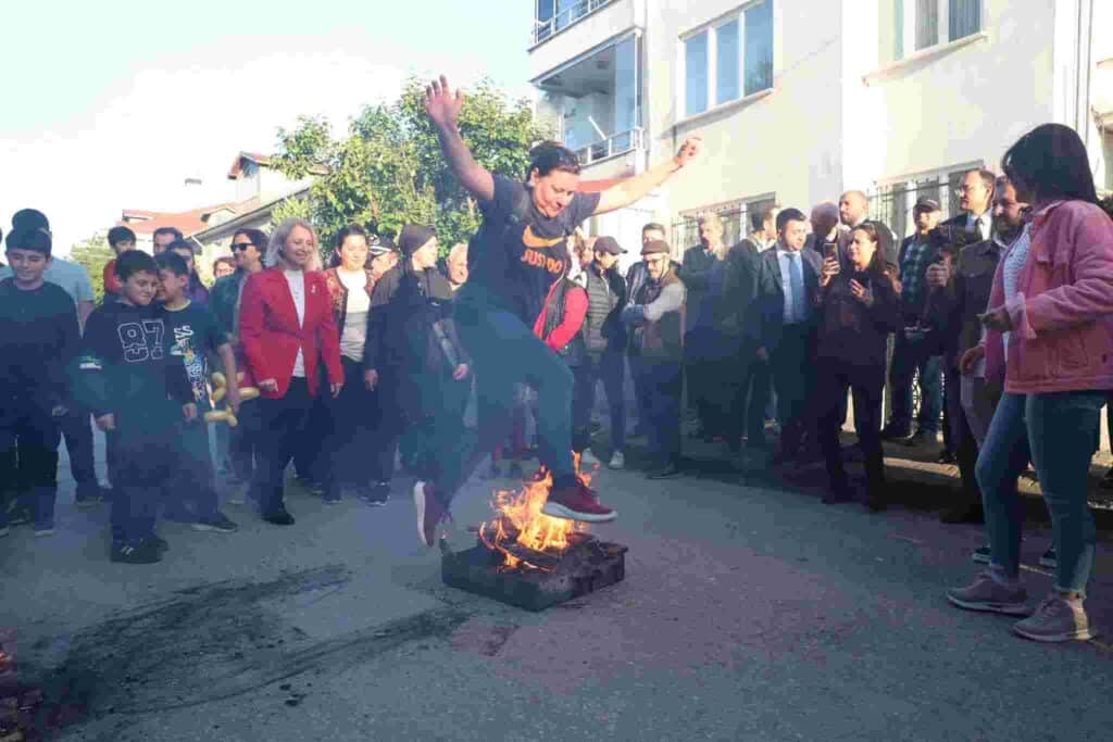 Balkan Dernekleri Yerleşkesi’nde Hıdırellez coşkusu yaşandı