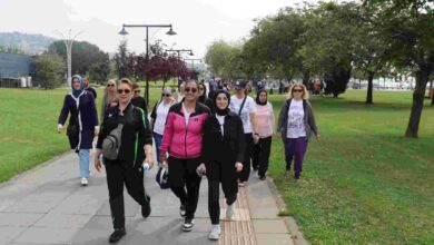 İzmit’te Sağlıklı Yaşam Yürüyüşüne yoğun ilgi