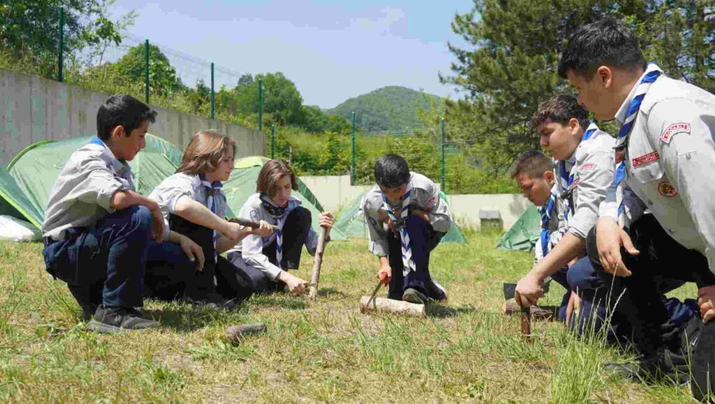 Kağıtsporlu İzciler yaparak yaşayarak öğrendi