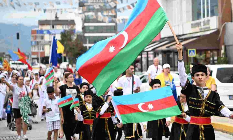 1. Balkan Halk Oyunları Festivali Kartepe'de gerçekleşti